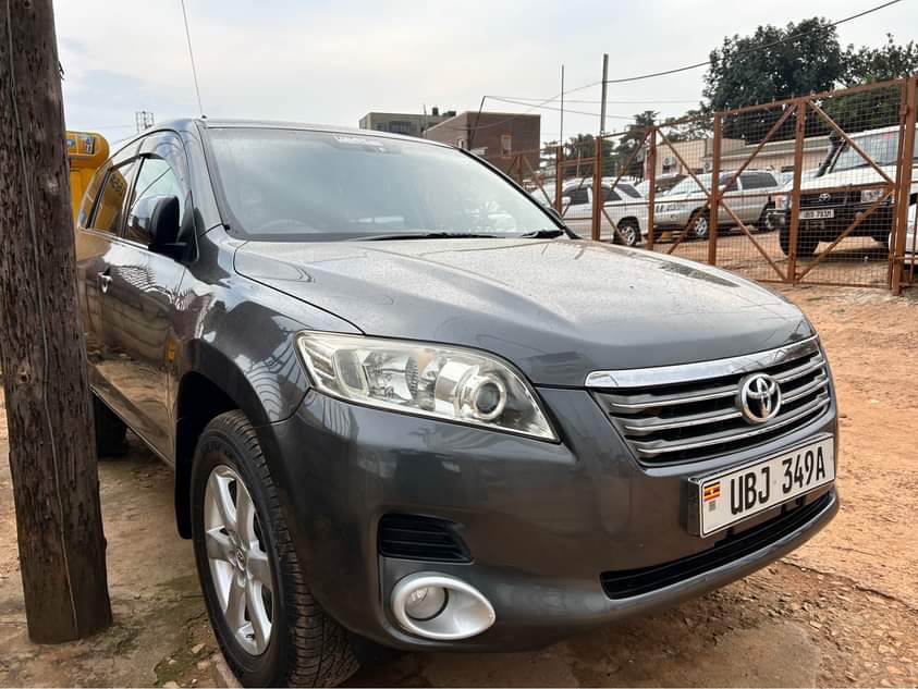 A picture of  38M Toyota vanguard model 2008