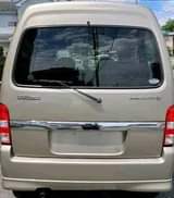 A picture of Tokunbo vehicle mini bus the price is 550 000 is
