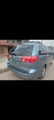 A picture of Tokunbo toyota sienna 2009