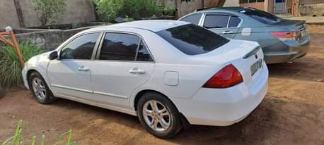 A picture of 2007 HONDA ACCORD Discussion Continue Car