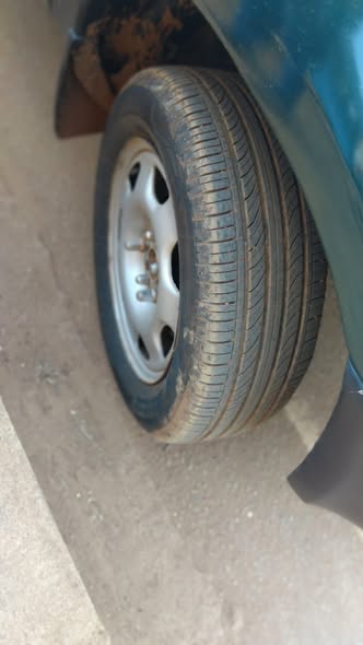 A picture of drive now 0705117664 0785320428 Toyota rav 4 in good condition