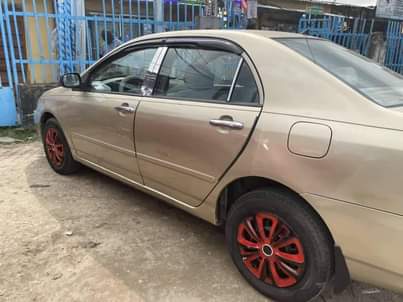 A picture of 2004 Toyota Corrolla