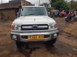 A picture of Land cruiser Lx