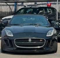 A picture of DIRECT TOKUNBO 2015 F TYPE SPORT Power convertible top Parking