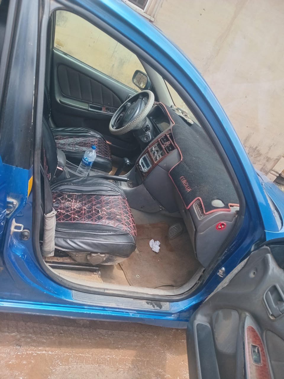 A picture of 2002 Toyota Avensis 08026769657