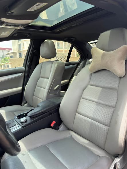 A picture of FEW MONTHS USED 2009 MERCEDES BENZ C300 GOING FOR 9M