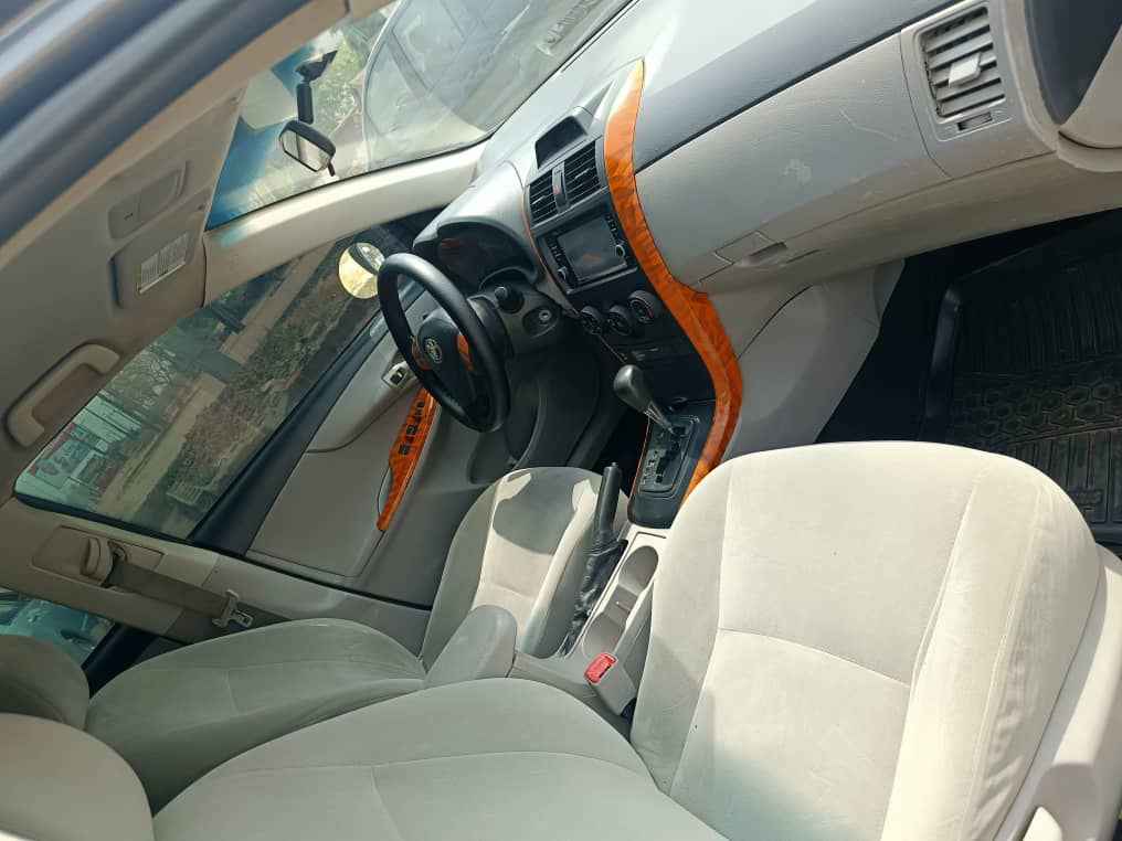A picture of Toyota Corolla LE
