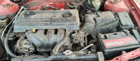 A picture of 2002 Toyota 2002