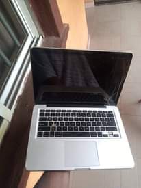 A picture of Mac book pro