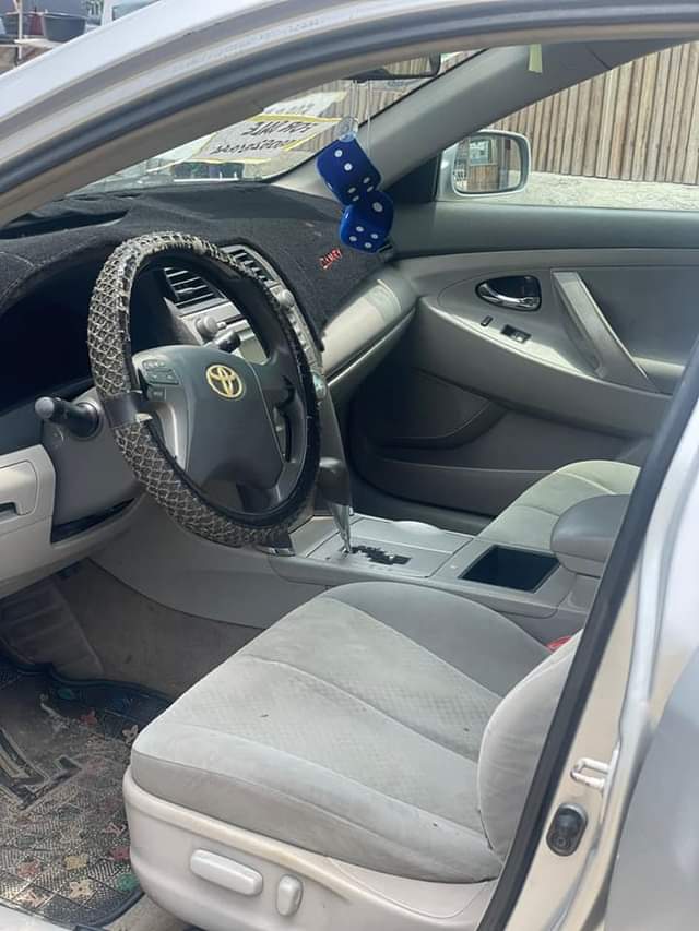 A picture of DISTRESS SALES 2008 pure first body Toyota Camry Untempered engine
