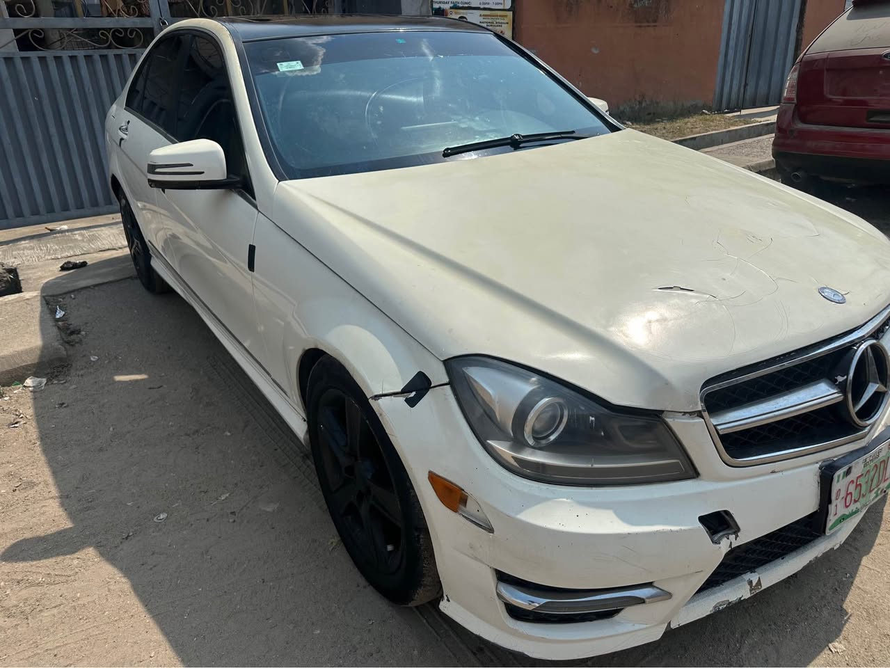 A picture of Mercedes Benz c350 4matic
