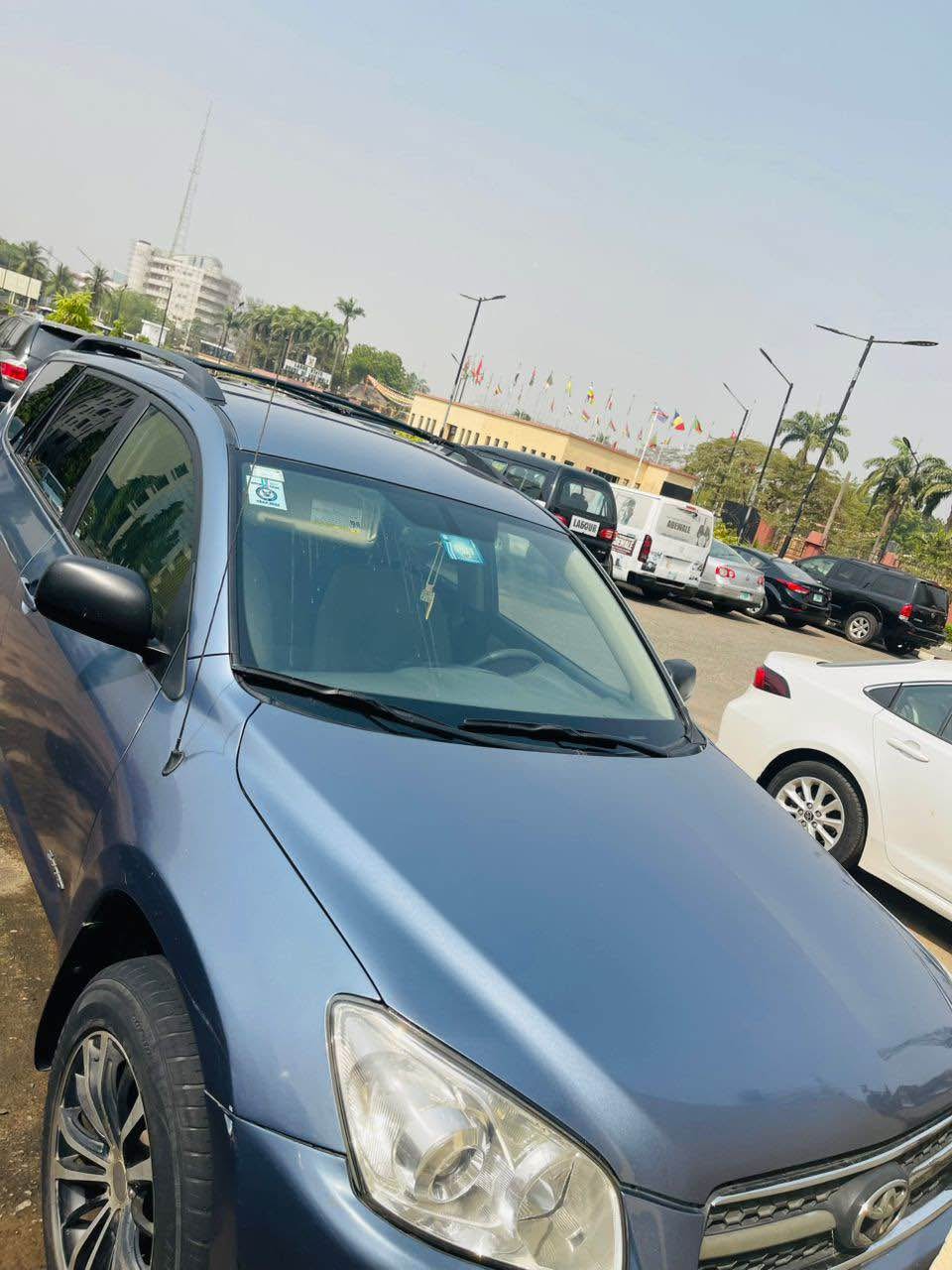 A picture of Rav 4 2007