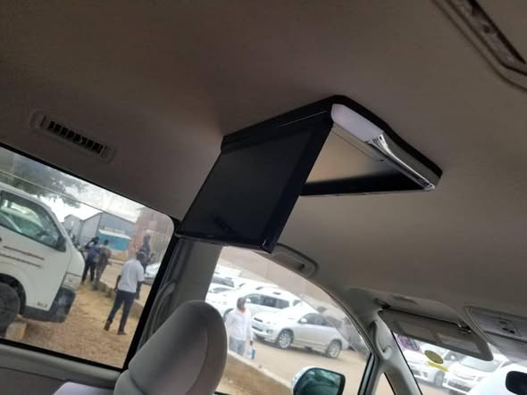 A picture of Toyota noah 4wd