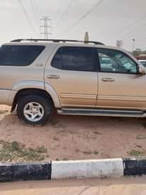 A picture of Toyota Suquia V8