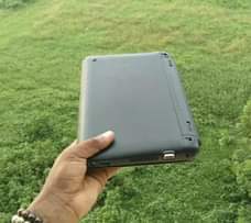 A picture of hp mini laptop core 2duo