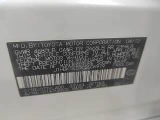 A picture of 2012 Lexus Es350 white