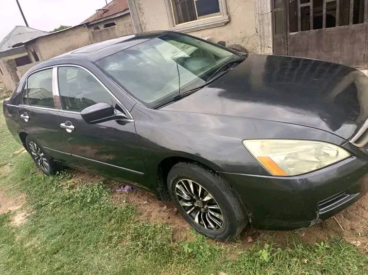 A picture of Distress 08 HONDA ACCORD DC 07052186009 FCT