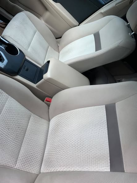 A picture of Very clean Toyota Camry 2013 direct tokunbo
