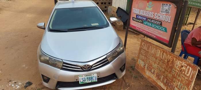 A picture of Corolla 014