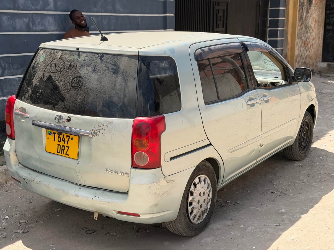 A picture of Toyota raum for sale