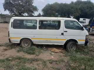 used toyota hiace