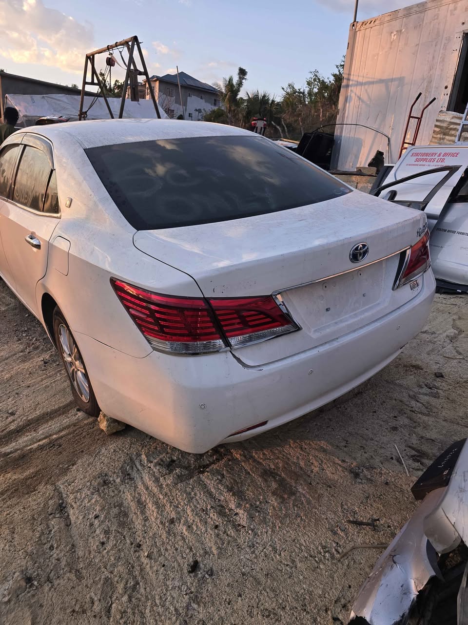 saloon cars