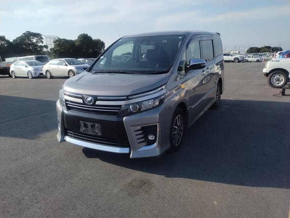 A picture of 2017 Toyota voxy