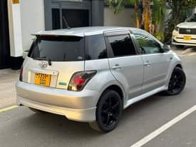 A picture of Toyota Ist