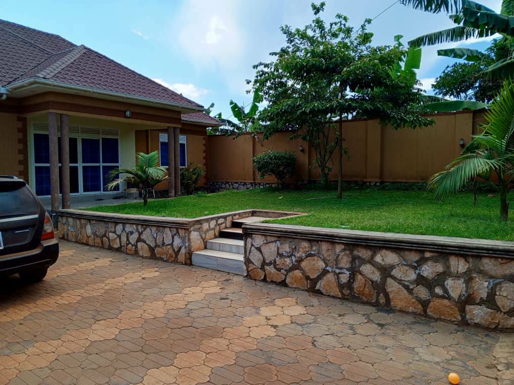 A picture of FULL HOUSE FOR RENT IN MUKONO MPOMA