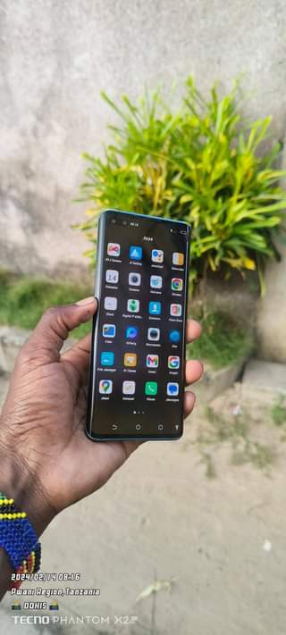 A picture of Tecno phanto x