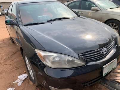 A picture of Toyota Camry 2004