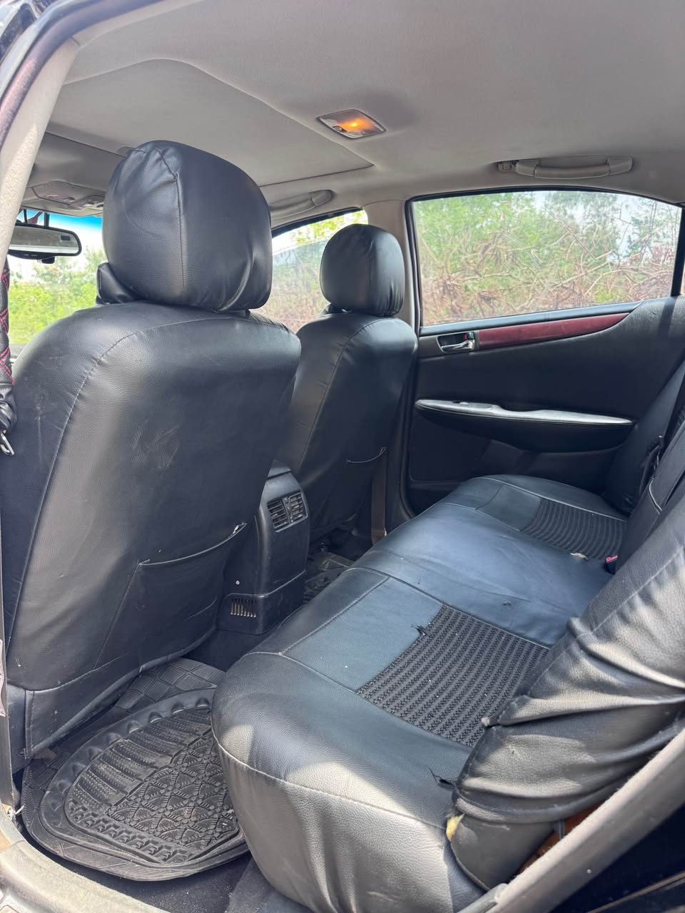 A picture of Used Lexus es300 upgraded to 330 Clean used