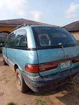 A picture of 1999 Toyota previa Toyota previa 1999 Perfect working condition