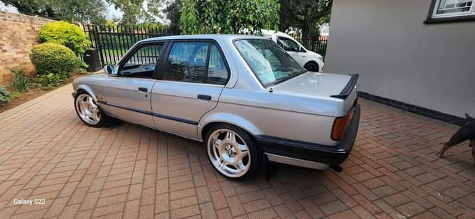 bmw e30