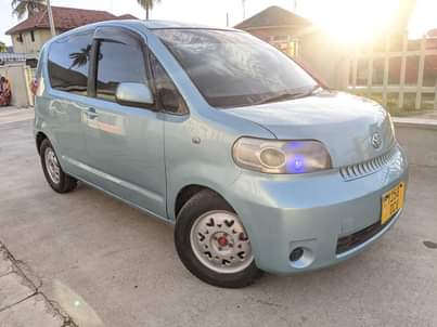 A picture of TOYOTA Porte