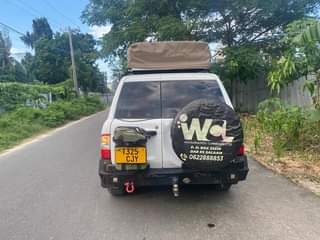 A picture of Nissan patrol