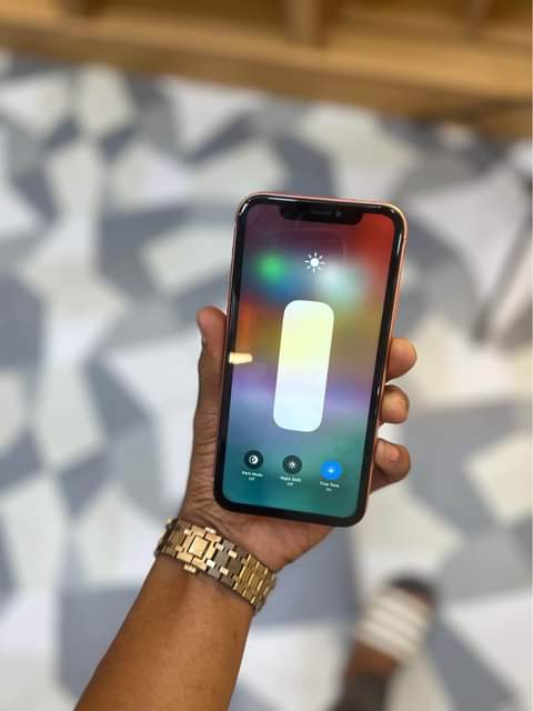 A picture of IPHONE XR 64GB