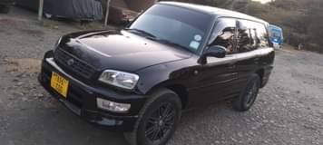 A picture of Rav4 old Cc 1990 Price 12 5 Call 0768862145
