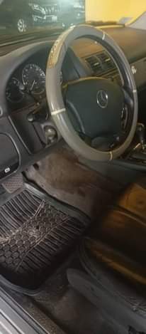 A picture of MERCEDES BENZ ML 350 YEAR 2004 MODEL
