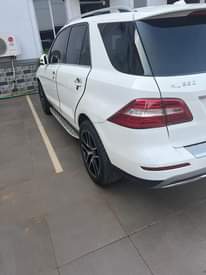 A picture of SUPER clean 2014 Mercedes Benz ml350 4matic accident free Tokunbo