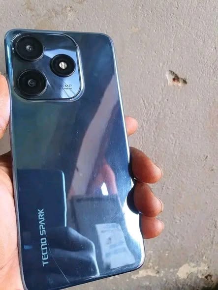 tecno spark