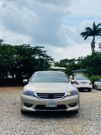 A picture of Honda Accord 2013