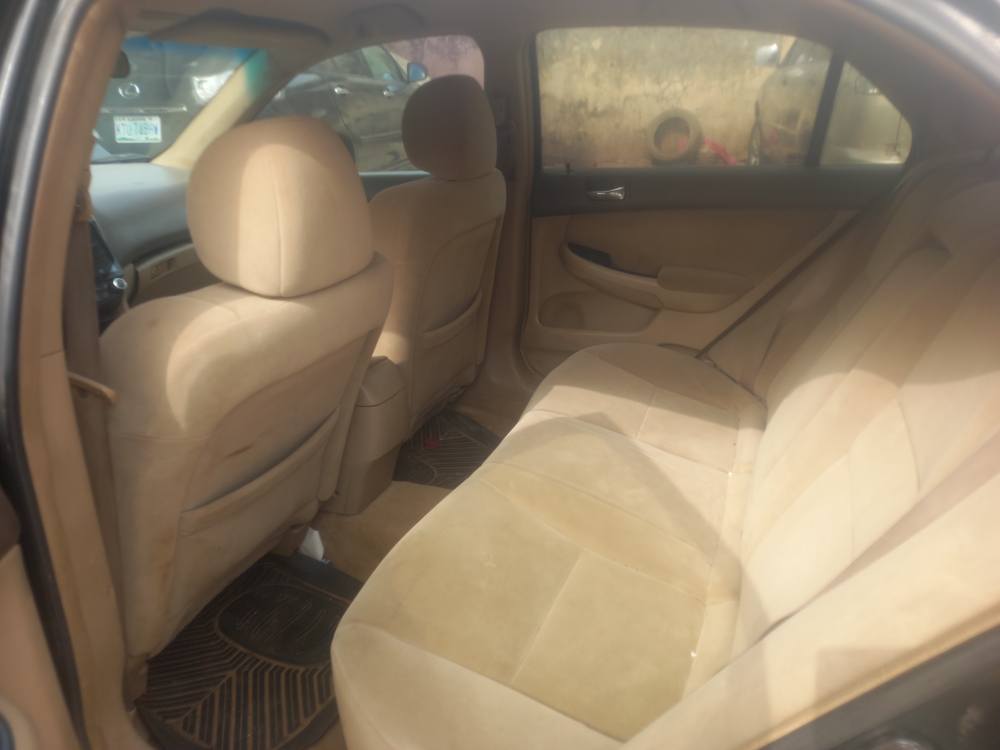 A picture of USED 2007 HONDA ACCORD DC