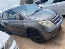 A picture of Toyota IST 22m