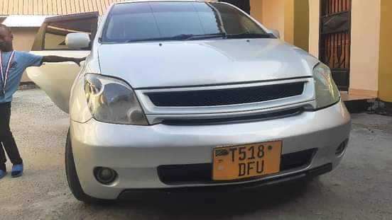 used toyota ist