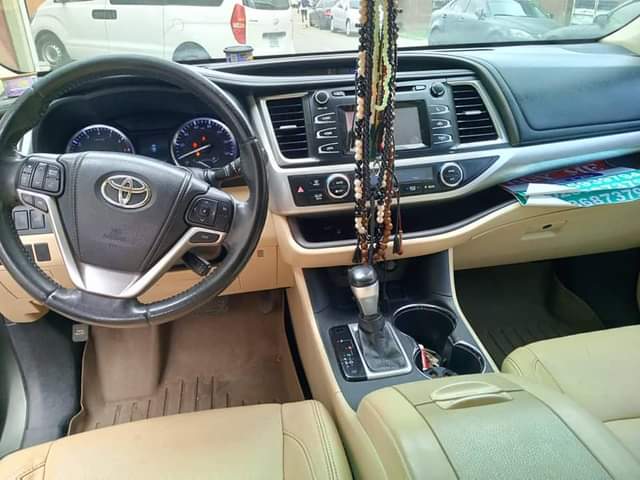 A picture of 2014 Toyota Highlander