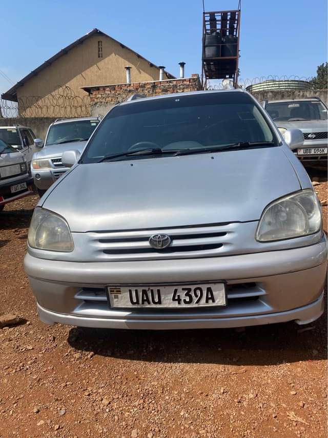 used toyota raum