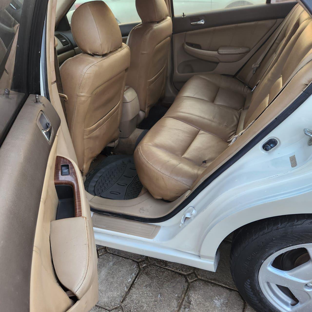 A picture of FAST FINGER 2007 HONDA ACCORD DC