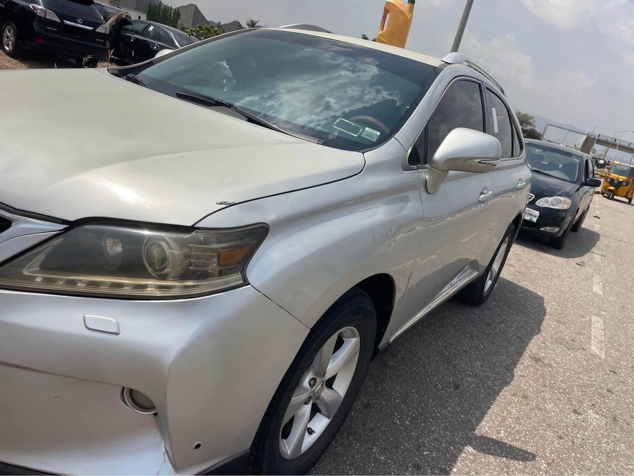 A picture of Distress RX 350 Lexus 2012