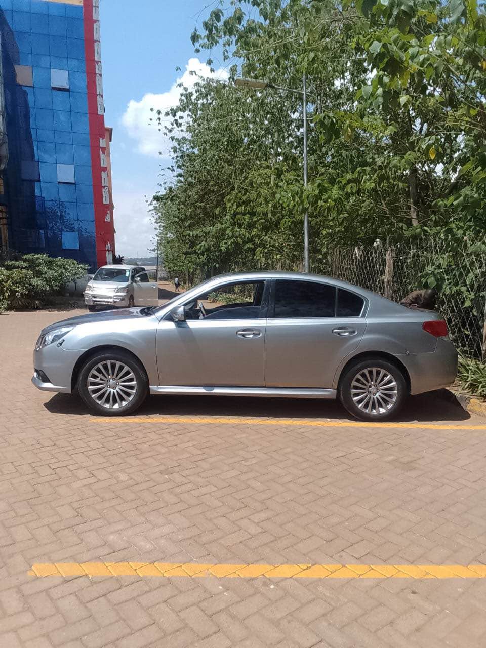 A picture of QUCK SALE SUBARU LEGACY